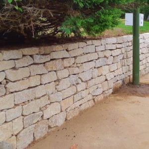 Muret en pierre