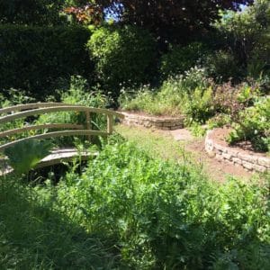 Retenue de terre en pierre 1 - Allées de jardin